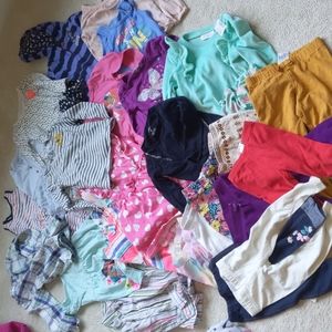 Bundle of girls clothes 28 pieces
